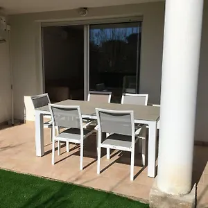 Lucie Appartement Hyères