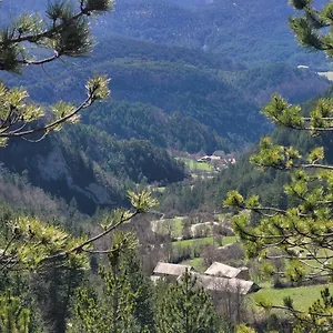 Terre Rouge Hébergement de vacances Boulc